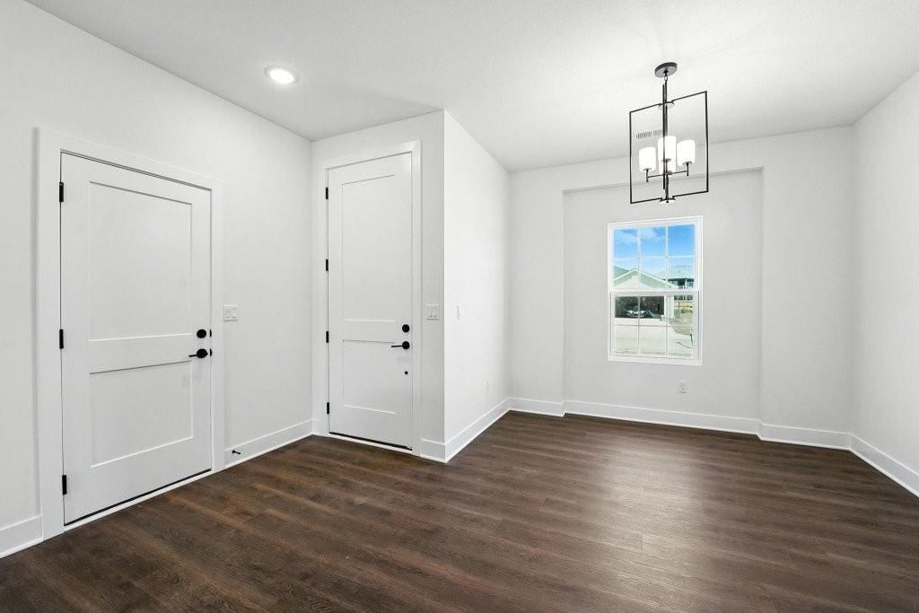 19319 W 205 Terrace — photo 3