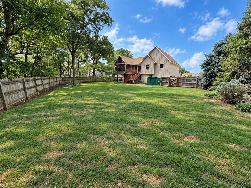 6919 Hallet Drive — photo 8