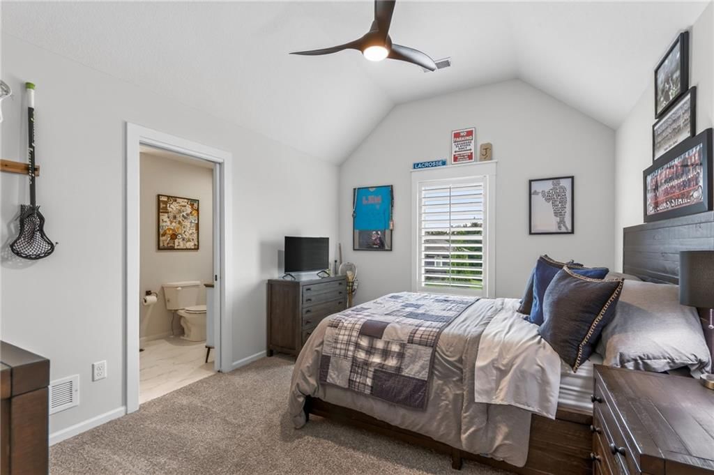 14670 Thousand Oaks Place — photo 39