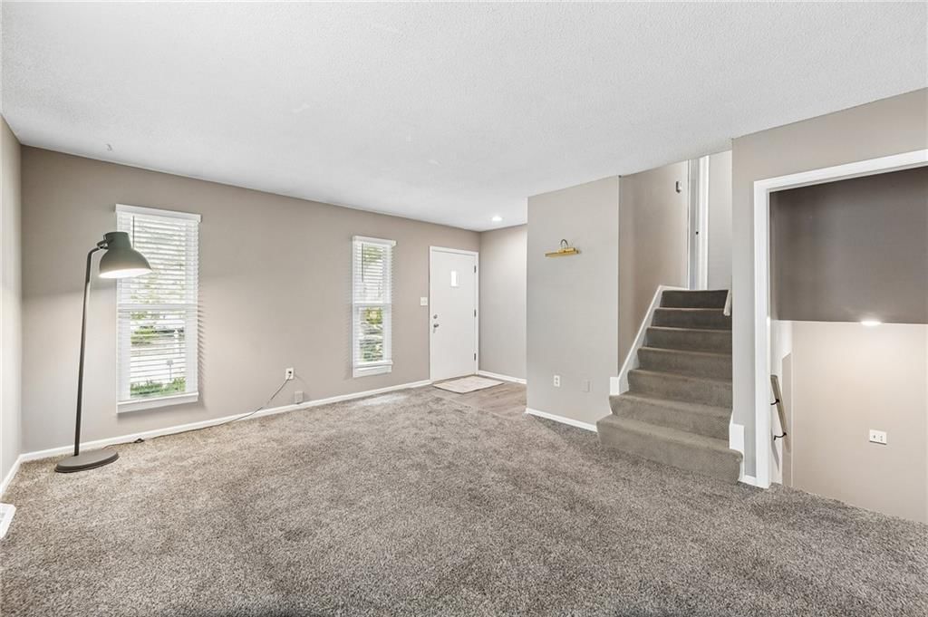 513 S Cardinal Drive — photo 4