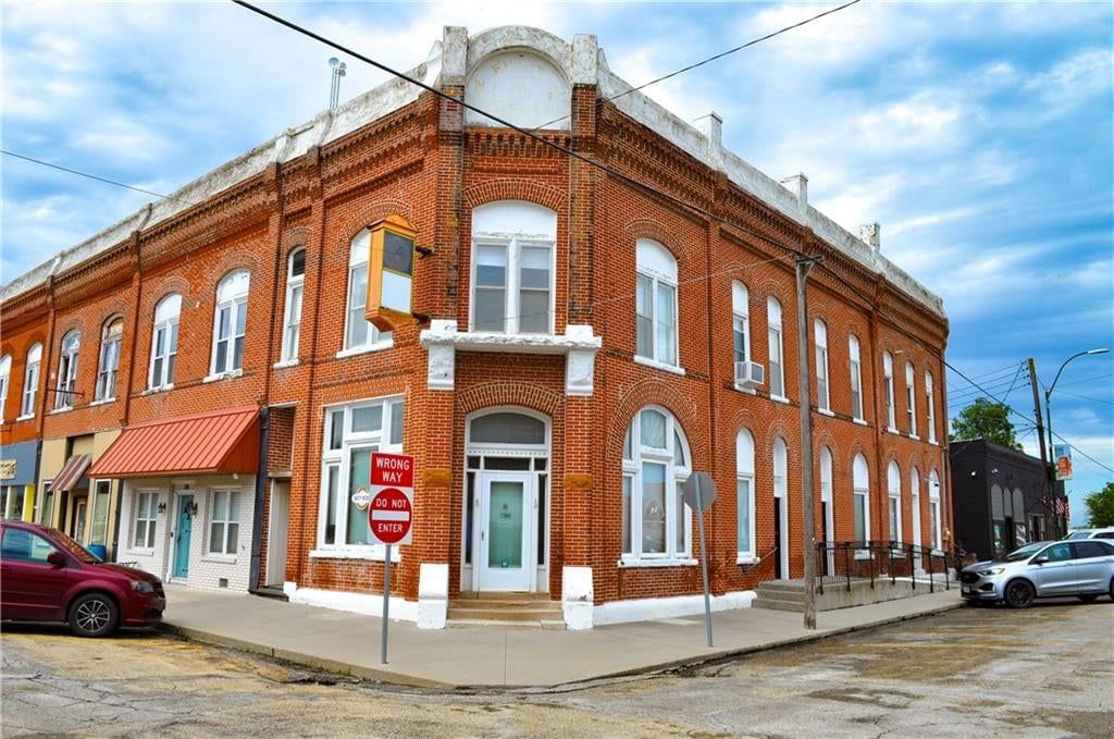 101 N Ohio Street — photo 16