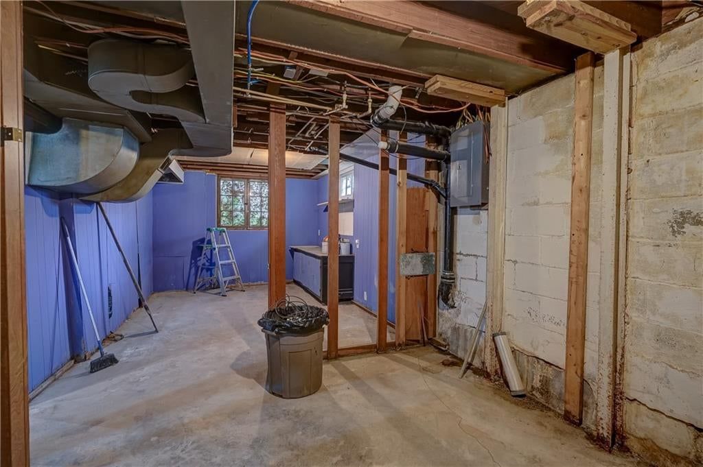 Photo 35 of 41 - 7411 E 83rd Street, Kansas City, MO 64138
