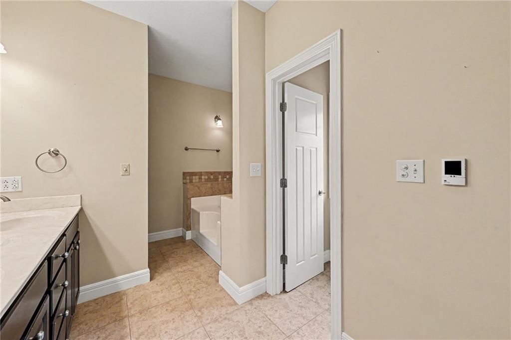 14060 Millstone Boulevard — photo 24