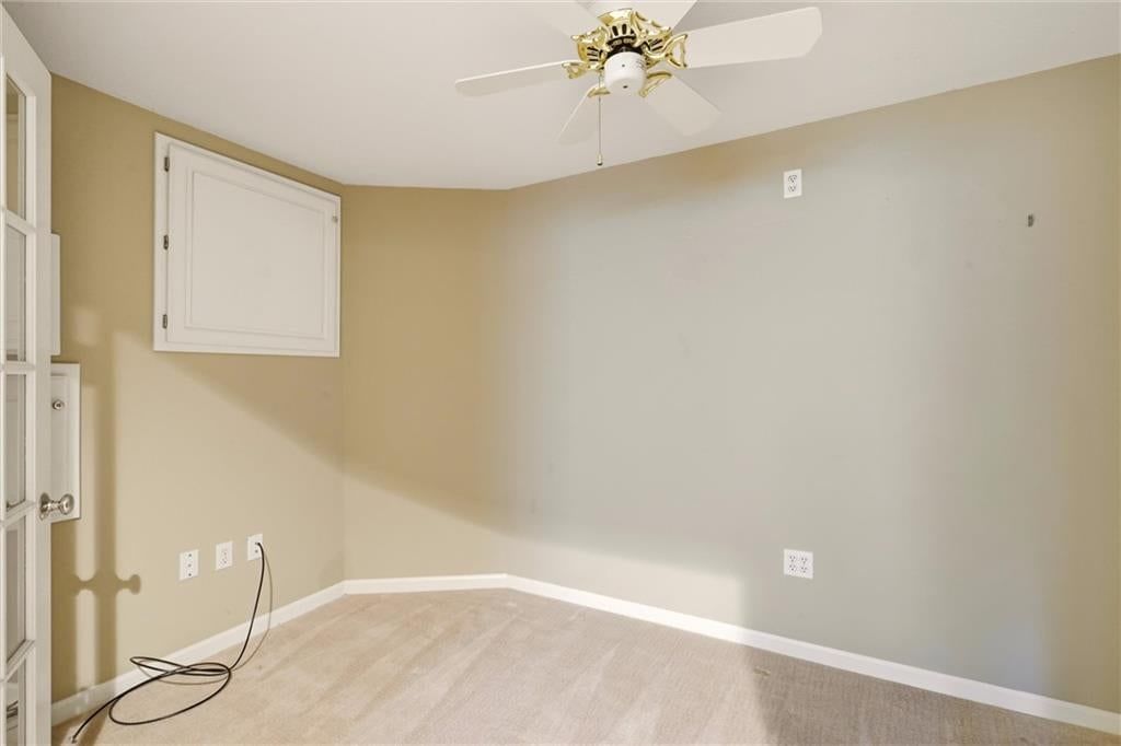 Photo 31 of 36 - 12440 Long Street, Overland Park, KS 66215