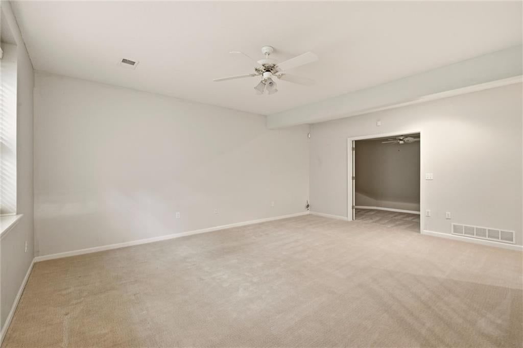 Photo 32 of 36 - 12440 Long Street, Overland Park, KS 66215