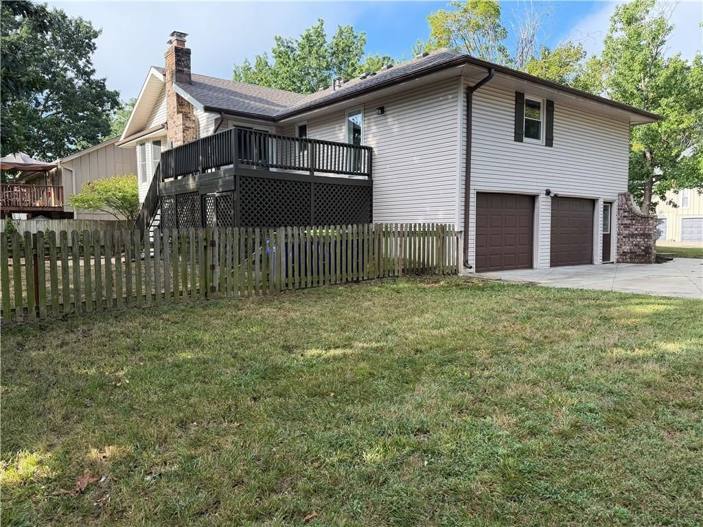 5829 N Norton Avenue — photo 23
