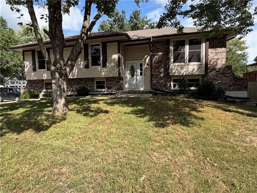5829 N Norton Avenue — photo 26