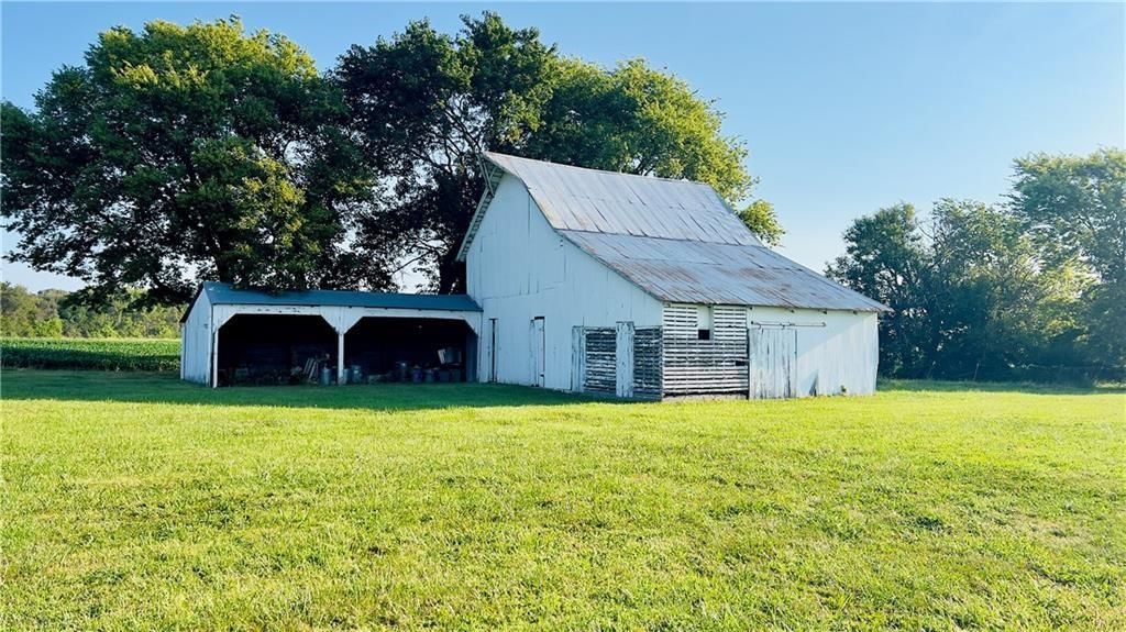 Attached garage at 22719 Quivira Road, Bucyrus, KS 66013