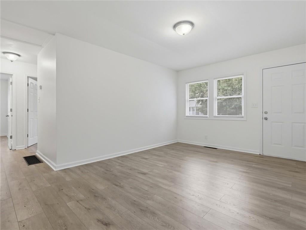 2309 S Crescent Avenue — photo 3