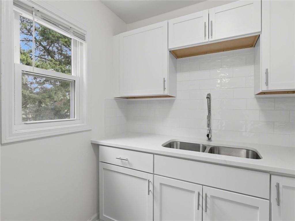 2309 S Crescent Avenue — photo 9