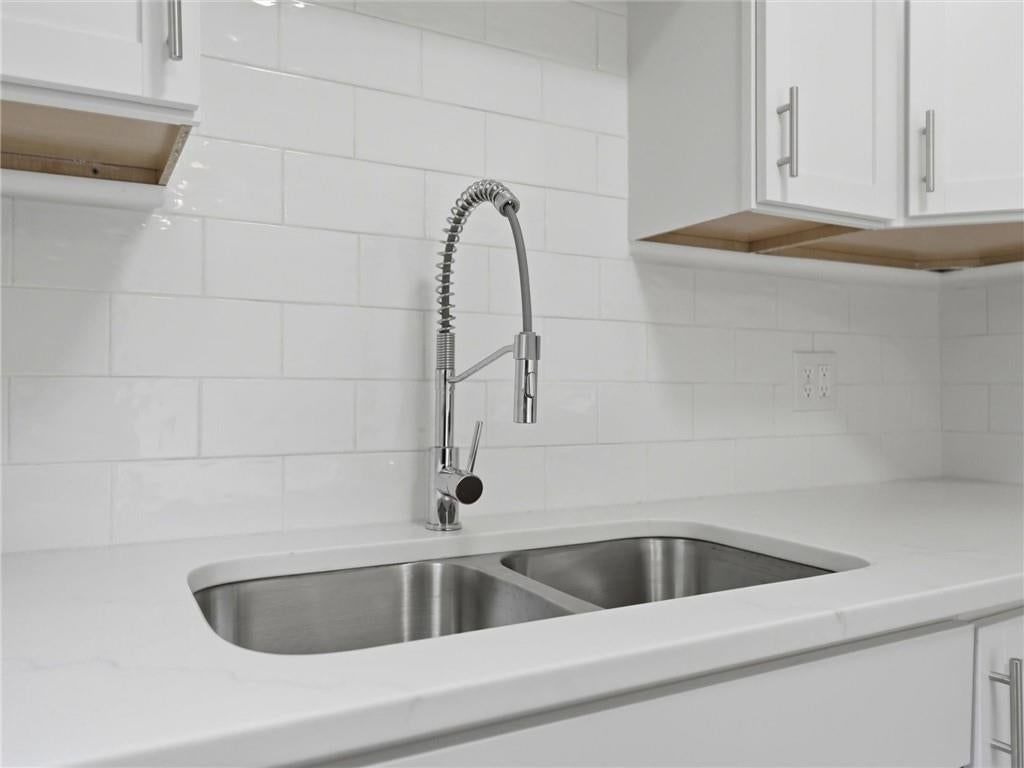 2309 S Crescent Avenue — photo 11