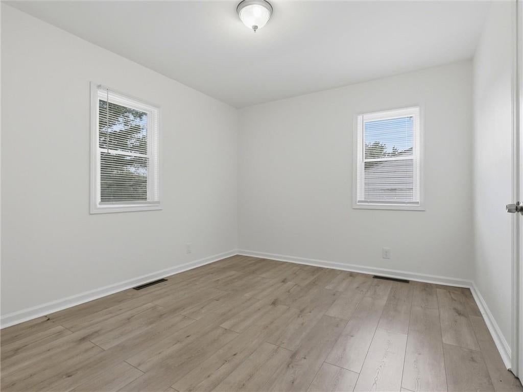 2309 S Crescent Avenue — photo 13