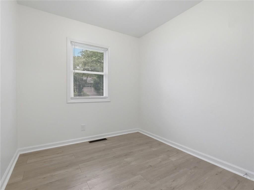 2309 S Crescent Avenue — photo 18