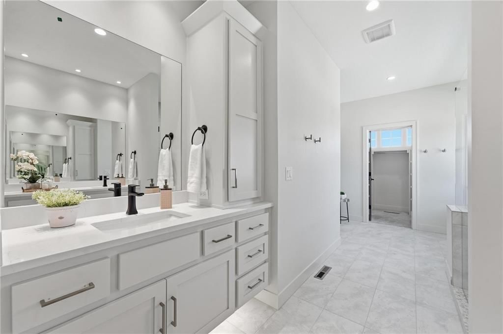 4225 NE Overbrook Drive — photo 22