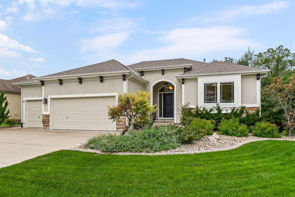 9320 N. Dawn Avenue — photo 42