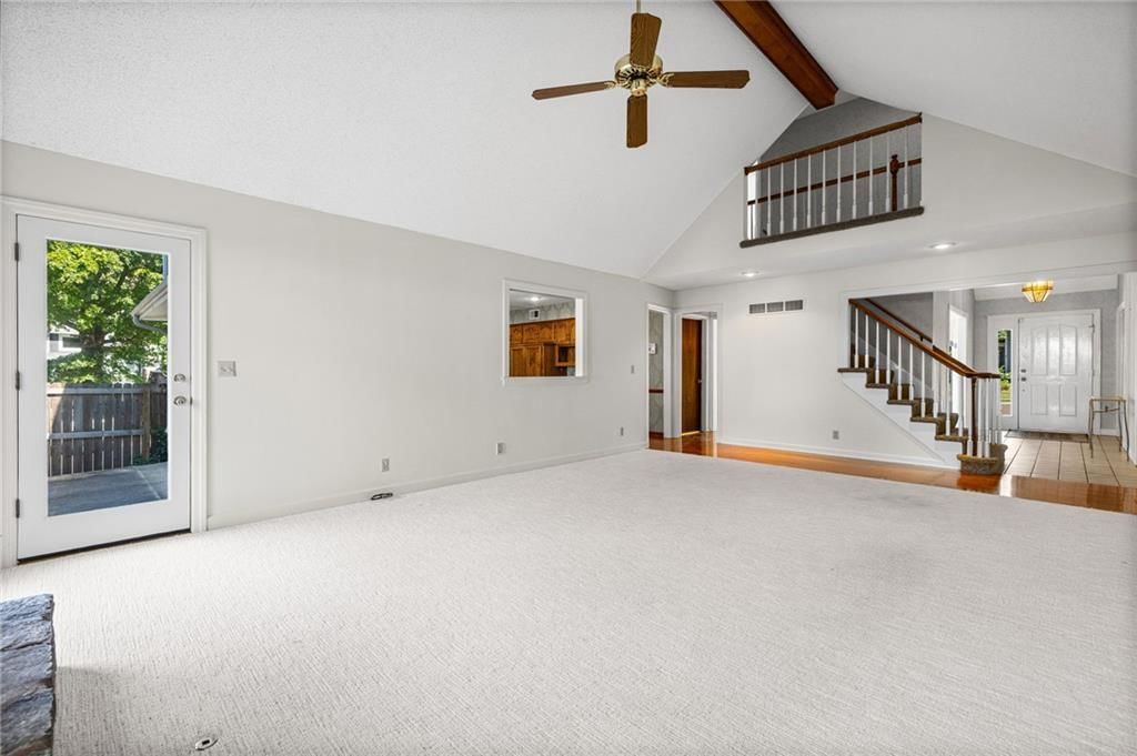 Photo 16 of 53 - 10546 Westgate Street, Overland Park, KS 66215