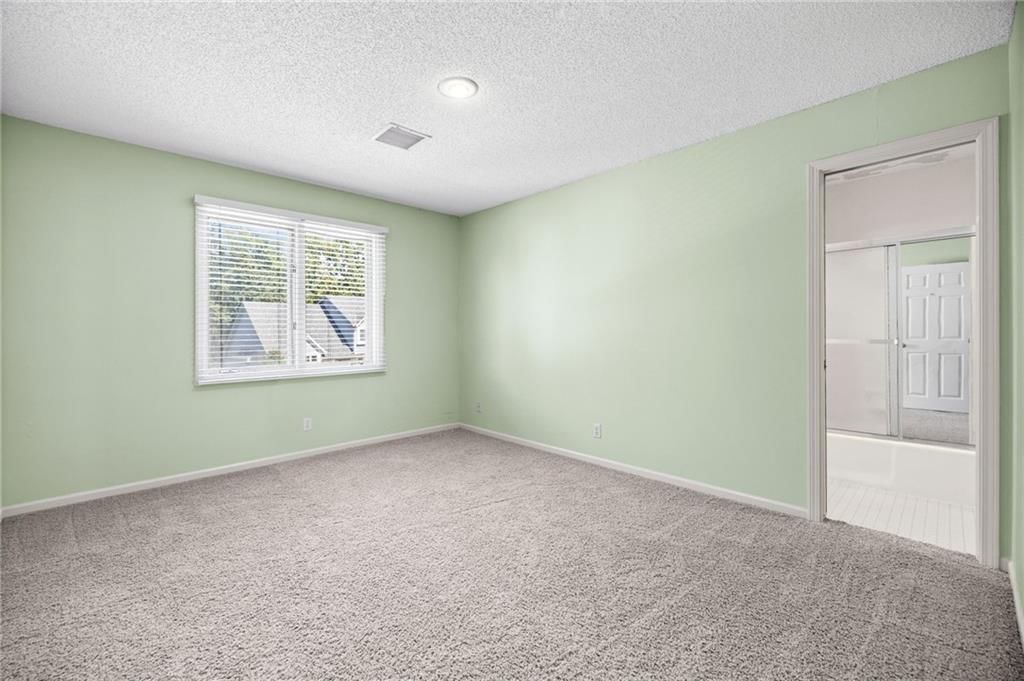 Photo 37 of 53 - 10546 Westgate Street, Overland Park, KS 66215