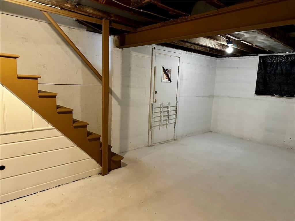 6800 Blue Parkway — photo 16