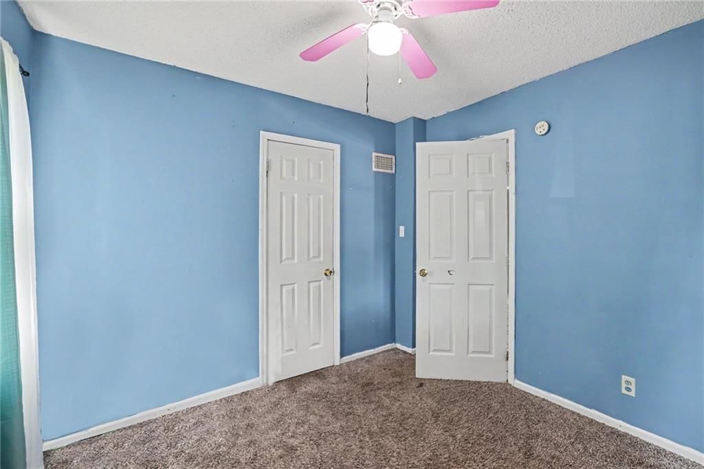 4522 Walker Avenue — photo 12