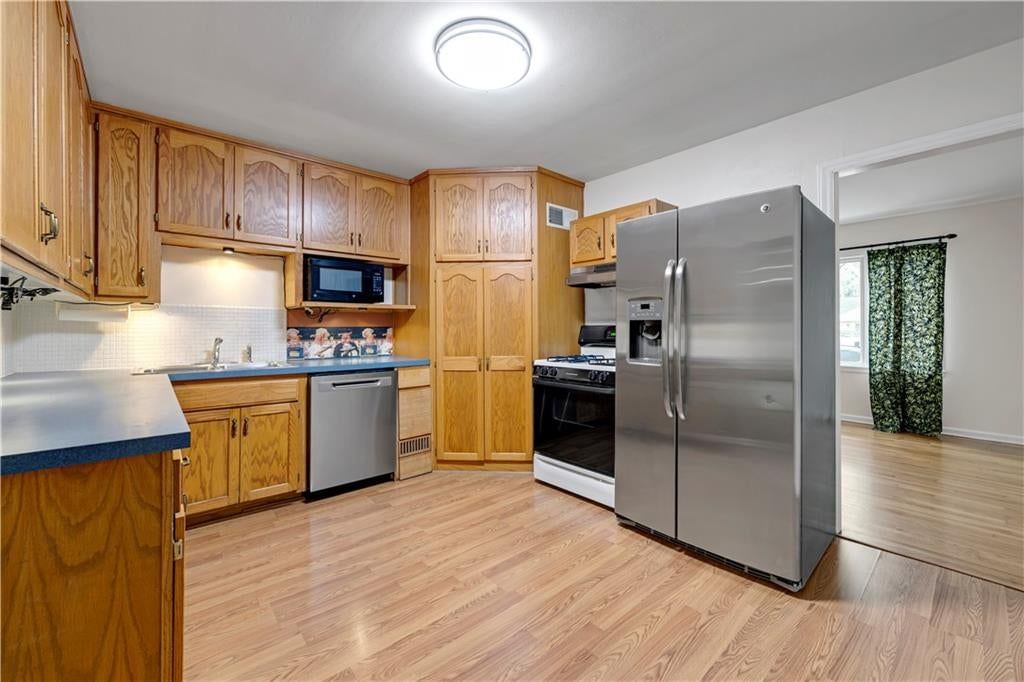 11416 W 67TH Terrace — photo 17