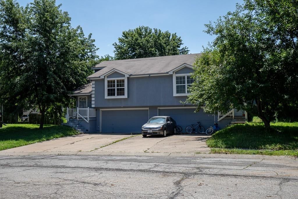 403,406&408,412 SW Joy Court — photo 19
