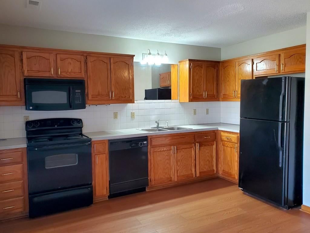 403,406&408,412 SW Joy Court — photo 65