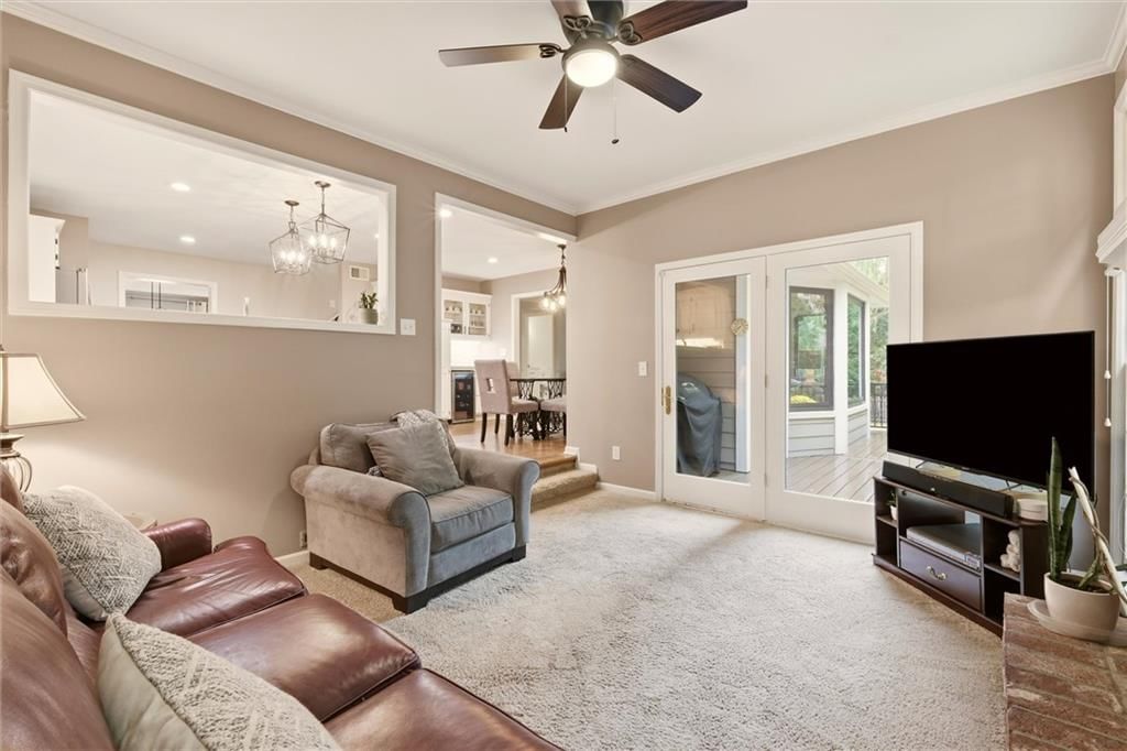 8529 Hall Street — photo 13