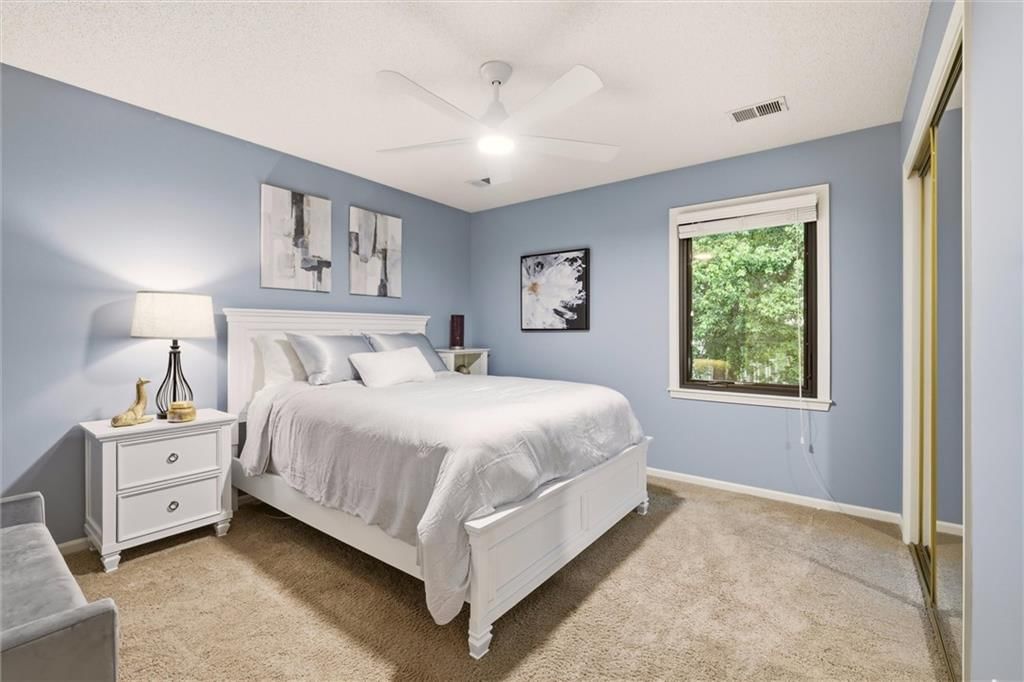 8529 Hall Street — photo 24
