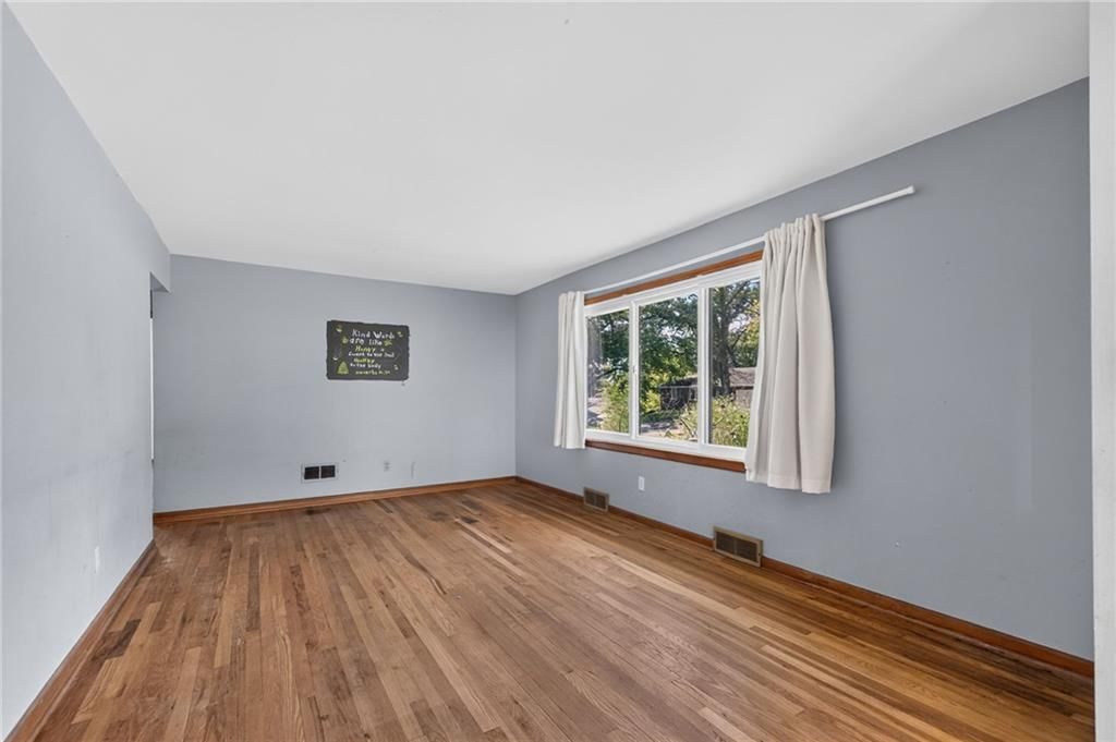 127 Woods Street — photo 14