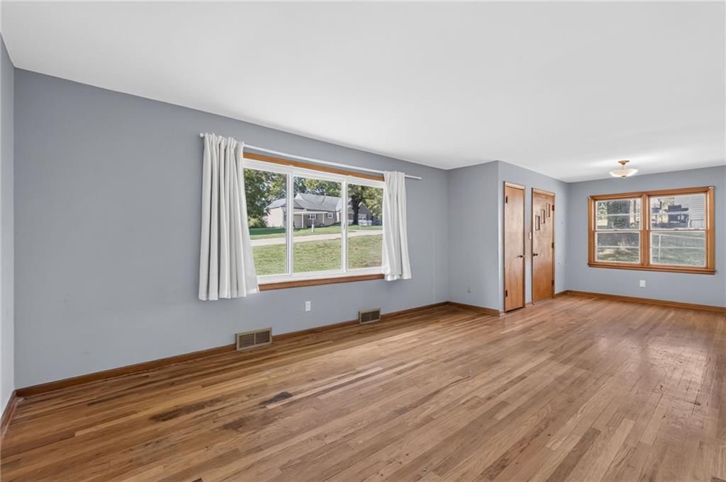 127 Woods Street — photo 16