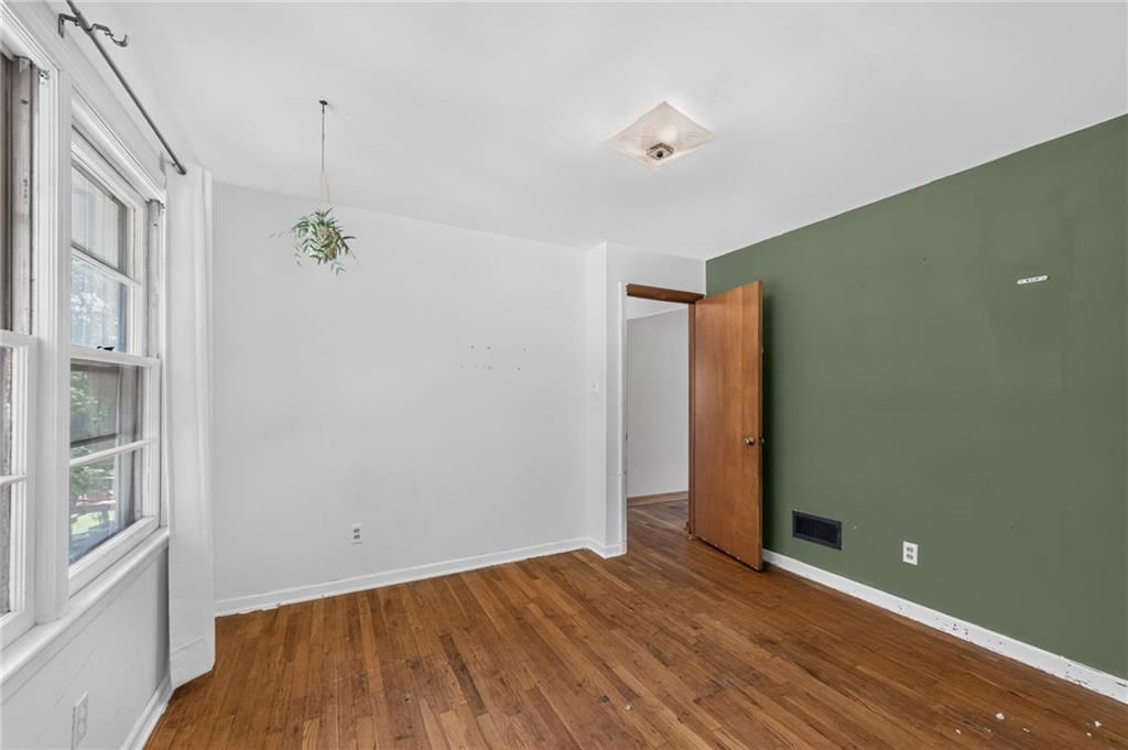 127 Woods Street — photo 21