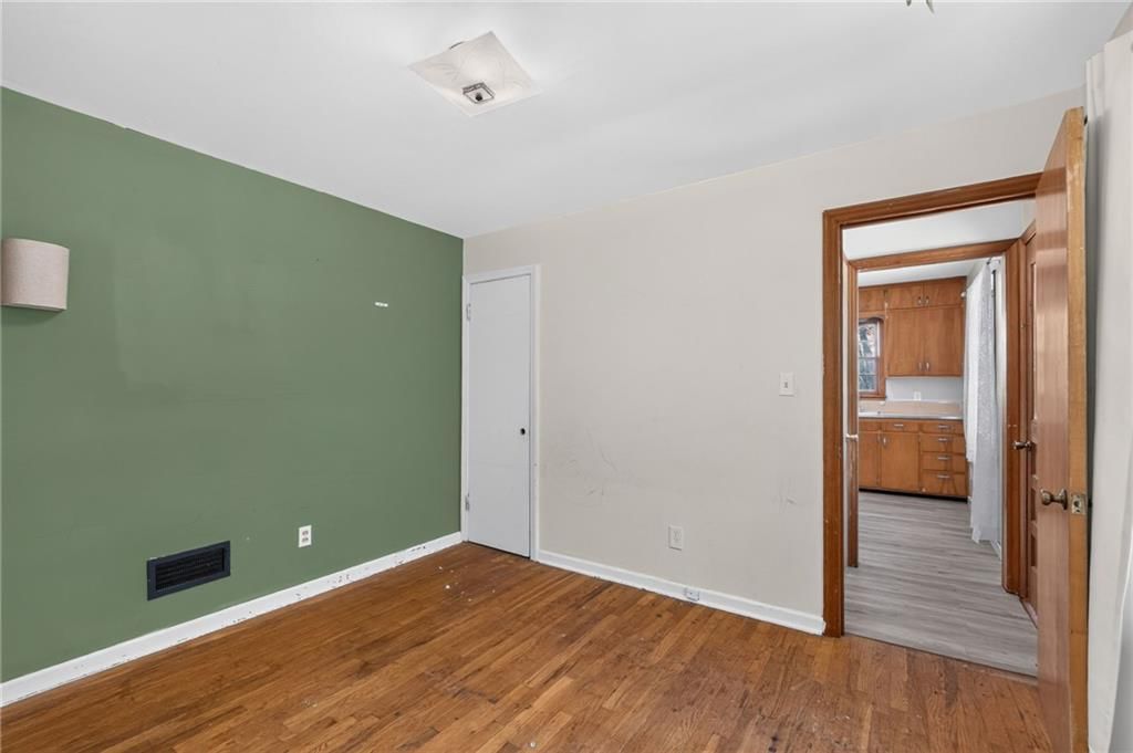 127 Woods Street — photo 22