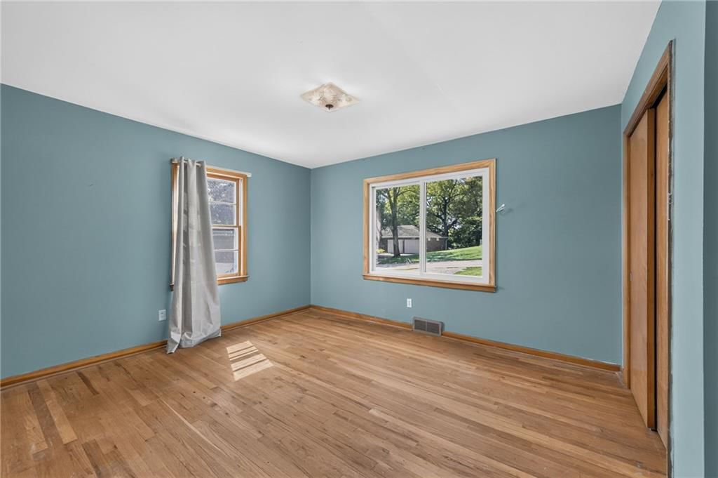 127 Woods Street — photo 28