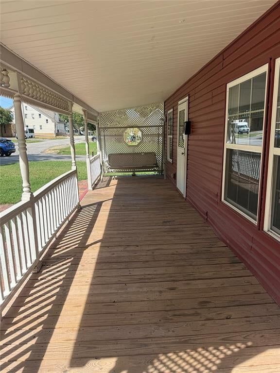 302 16th Street — photo 3