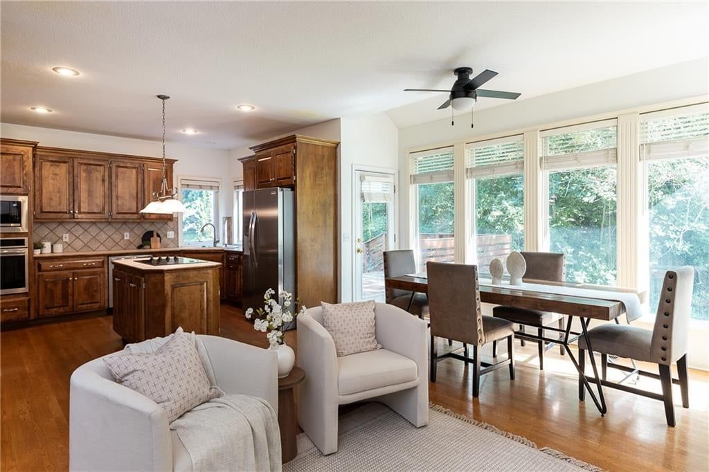 10121 NW River Hills Drive — photo 10