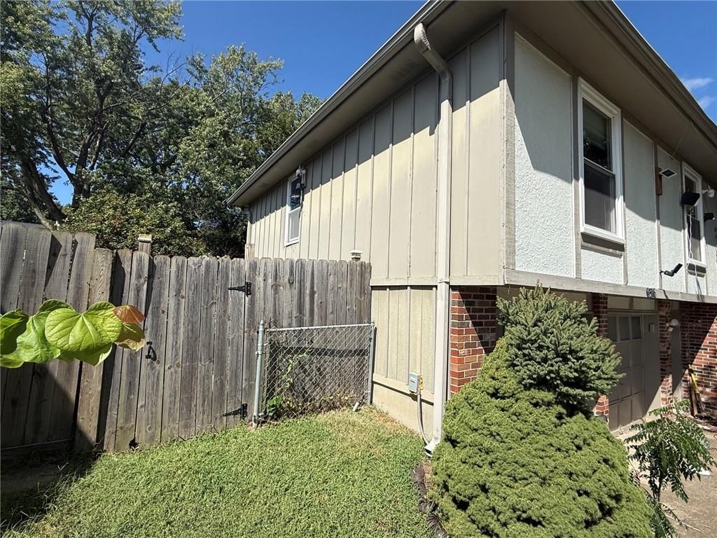 6316 Alden Street — photo 3