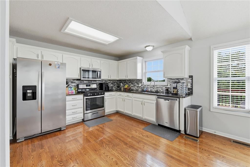1520 SE 11th Street — photo 7