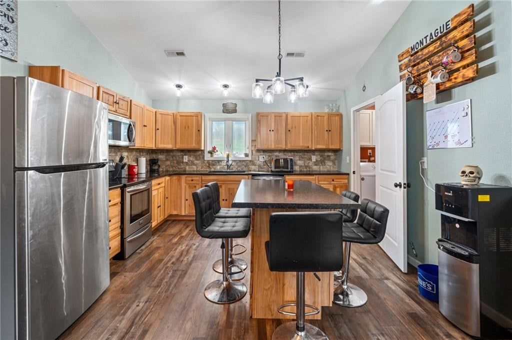 300 N Water Street — photo 10