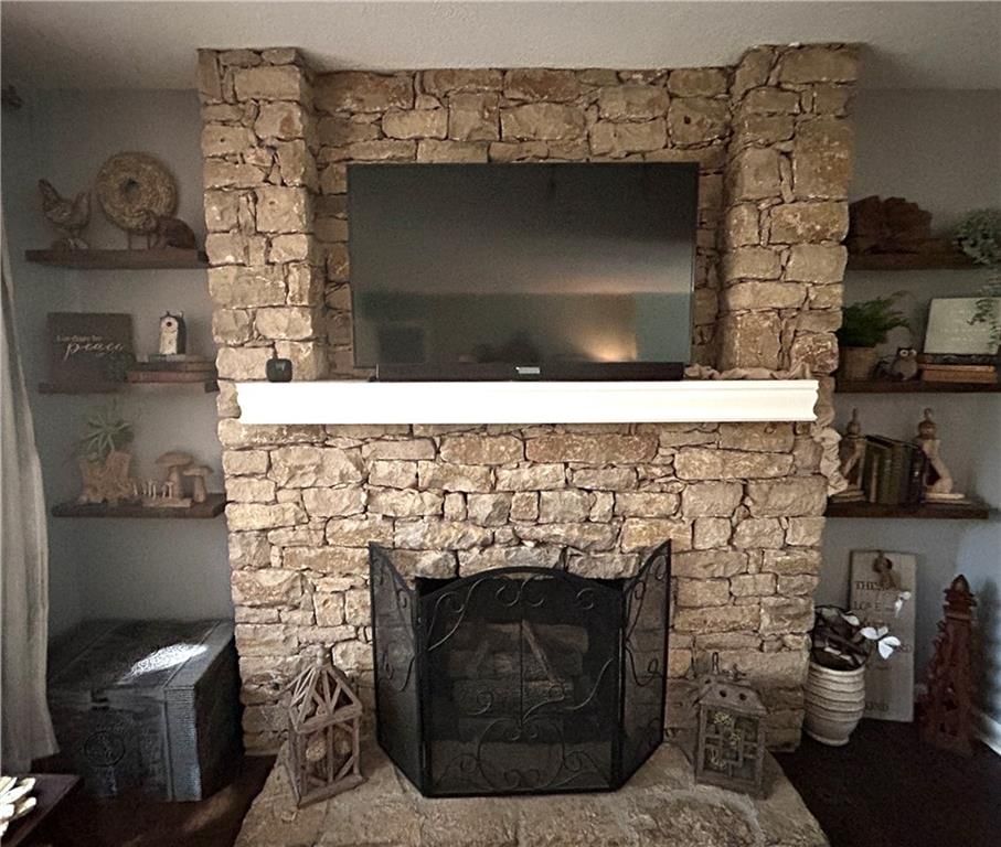 7601 Hemlock Street — photo 8
