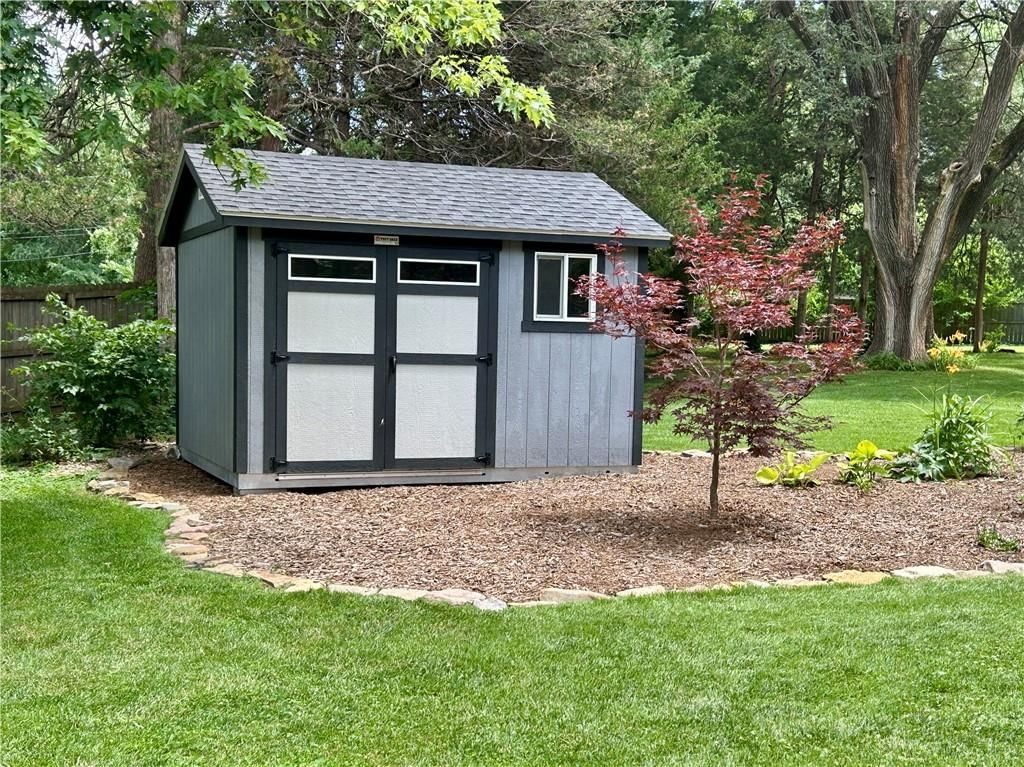 7601 Hemlock Street — photo 15