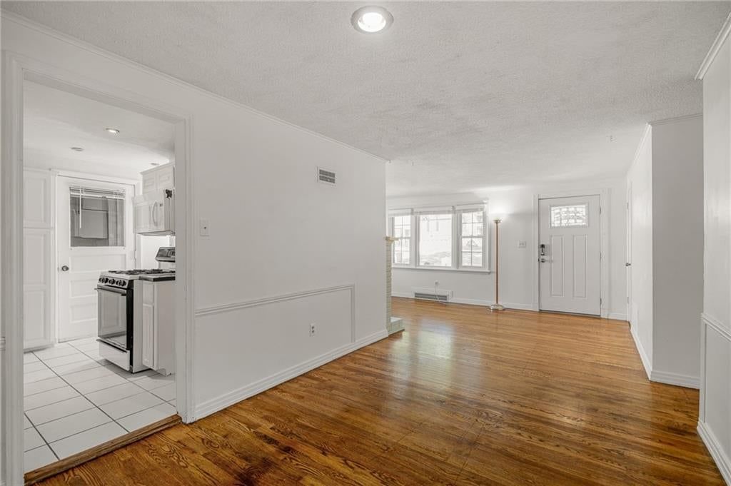 4301 W 62nd Terrace — photo 14