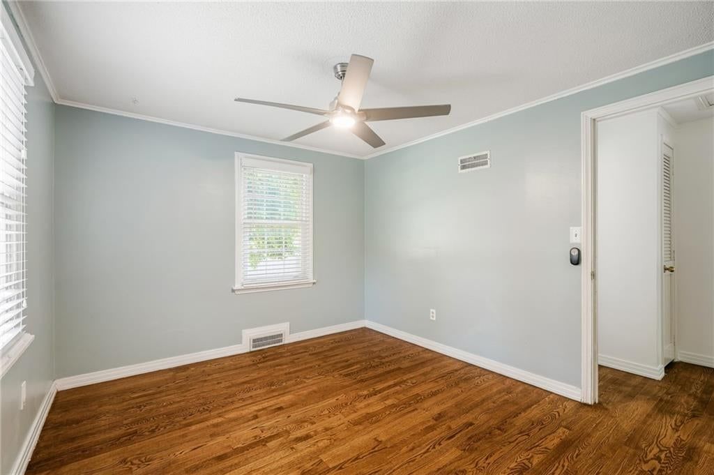 4301 W 62nd Terrace — photo 30