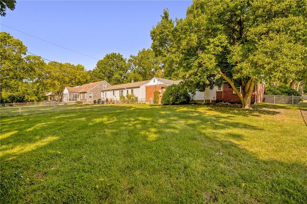 4301 W 62nd Terrace — photo 39