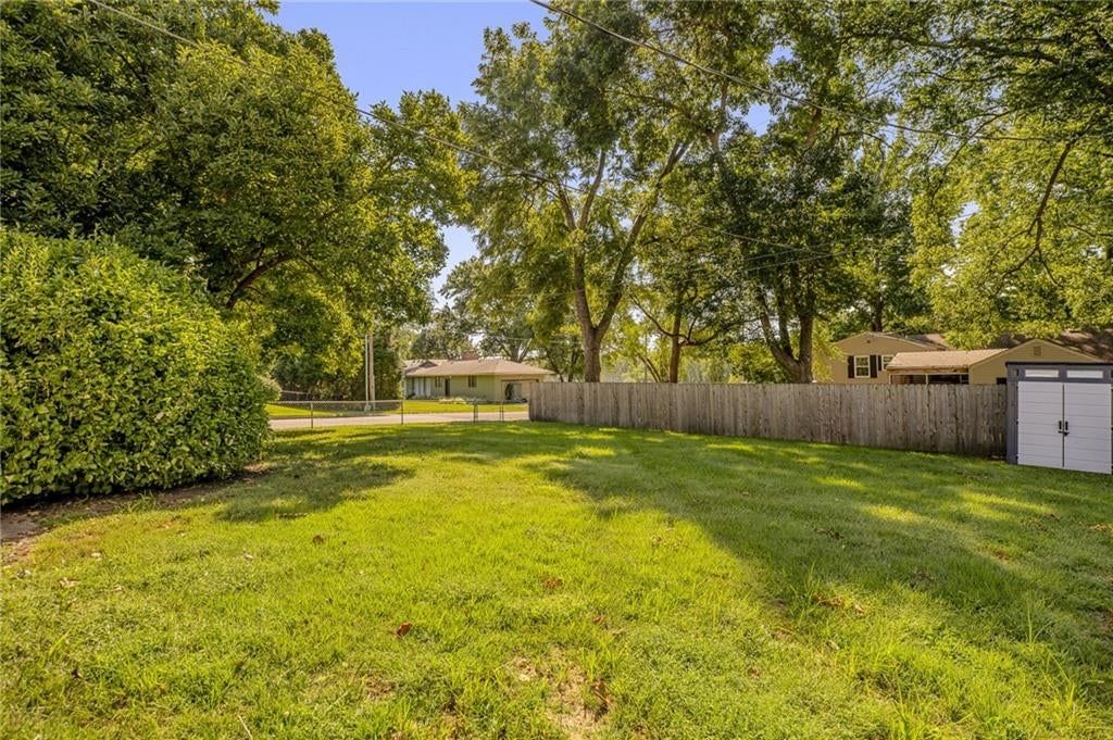 4301 W 62nd Terrace — photo 42