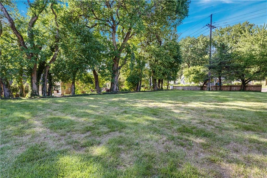 7900 Sagamore Road — photo 43