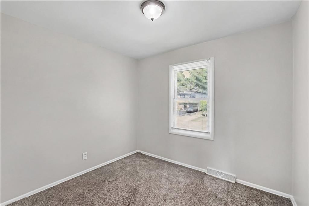 8311 E 110th Street — photo 13