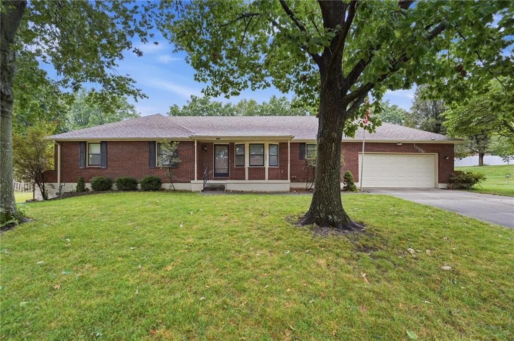 2622 Mohican Avenue — photo 3