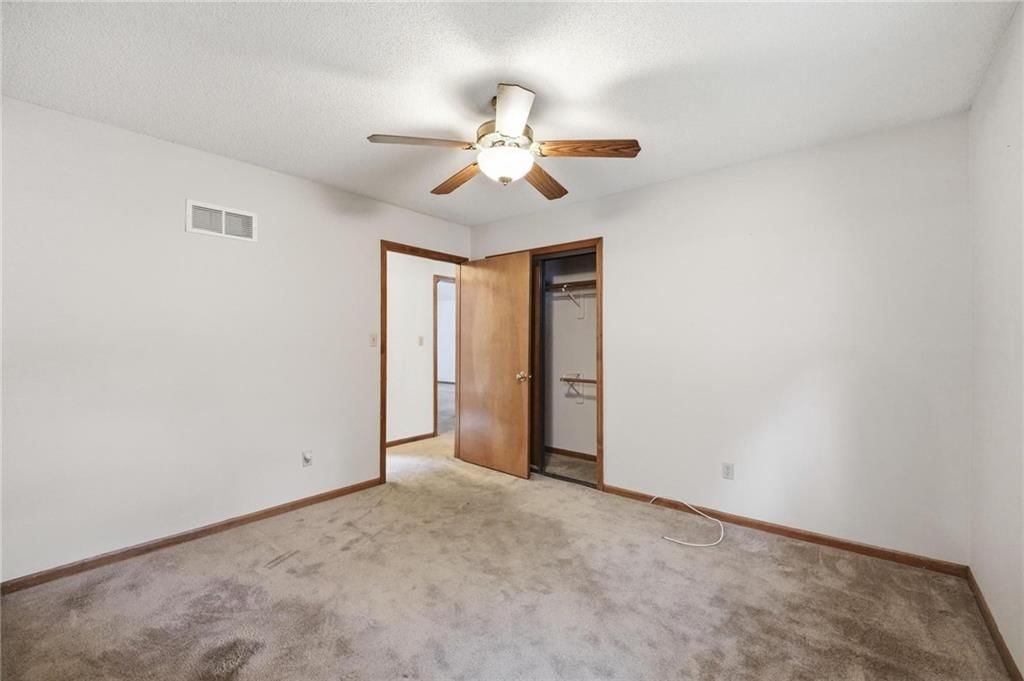 2622 Mohican Avenue — photo 27