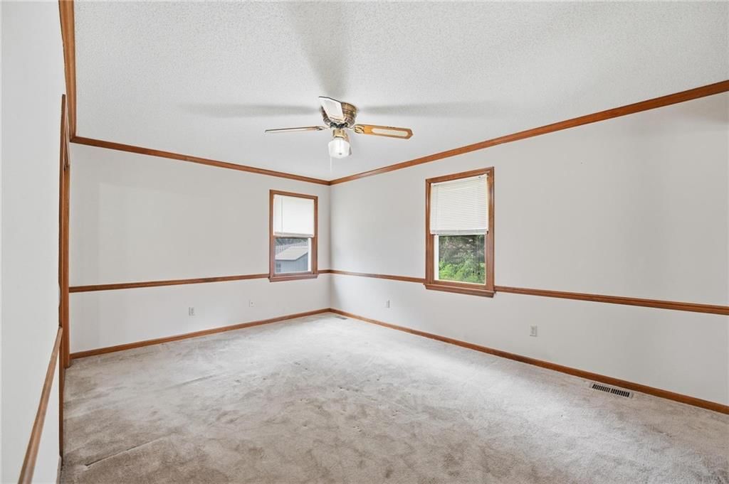 2622 Mohican Avenue — photo 33