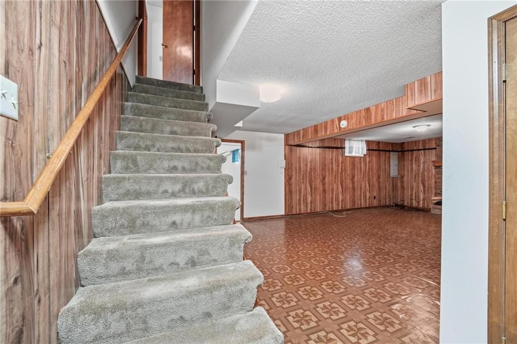 2622 Mohican Avenue — photo 37
